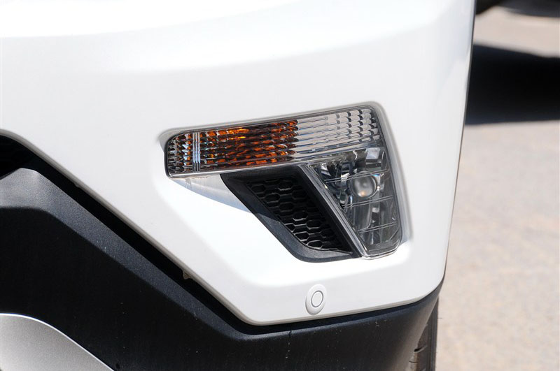 2014款 2.0L 手动豪华型