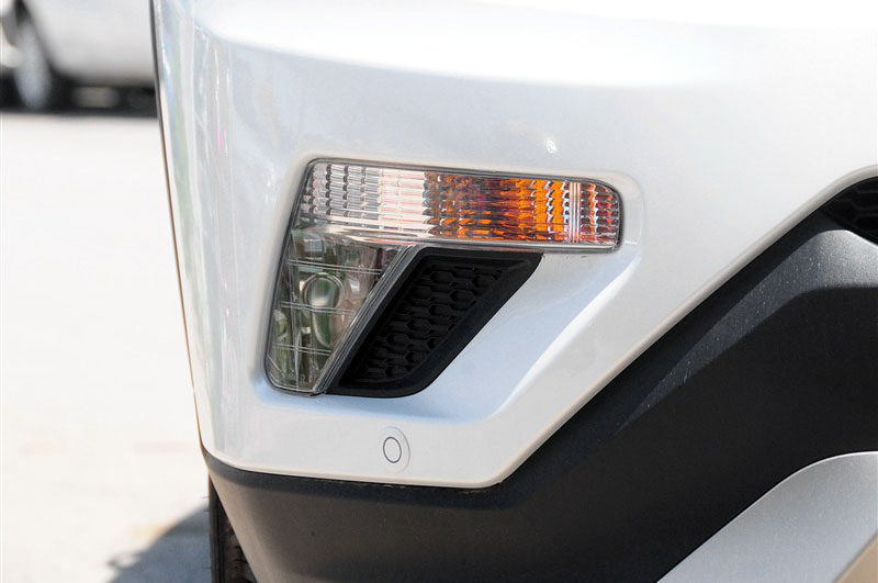 2014款 2.0L 手动豪华型