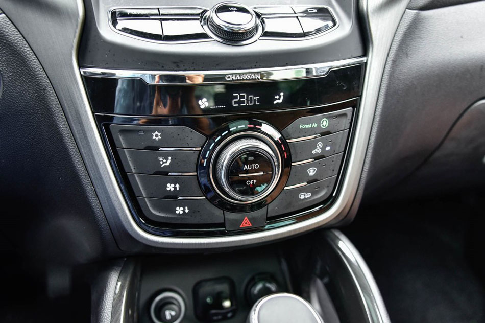 2017款 尚酷版 1.5T 自动锋领型 内饰