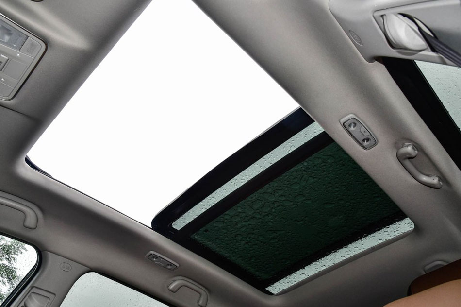 2017款 尚酷版 1.5T 自动锋领型 座椅空间