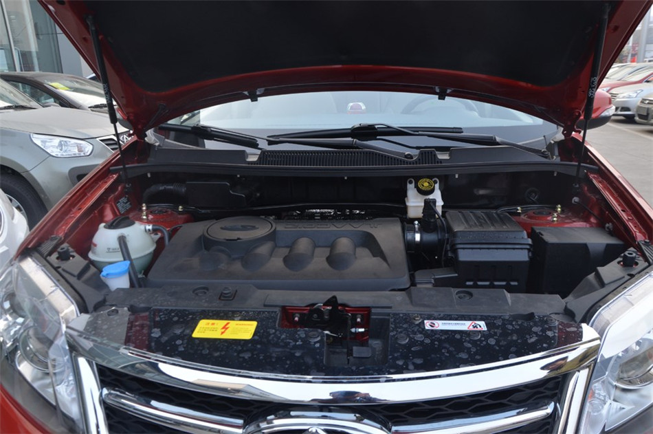 2014款 2.0L CVT 家尊版 引擎底盘