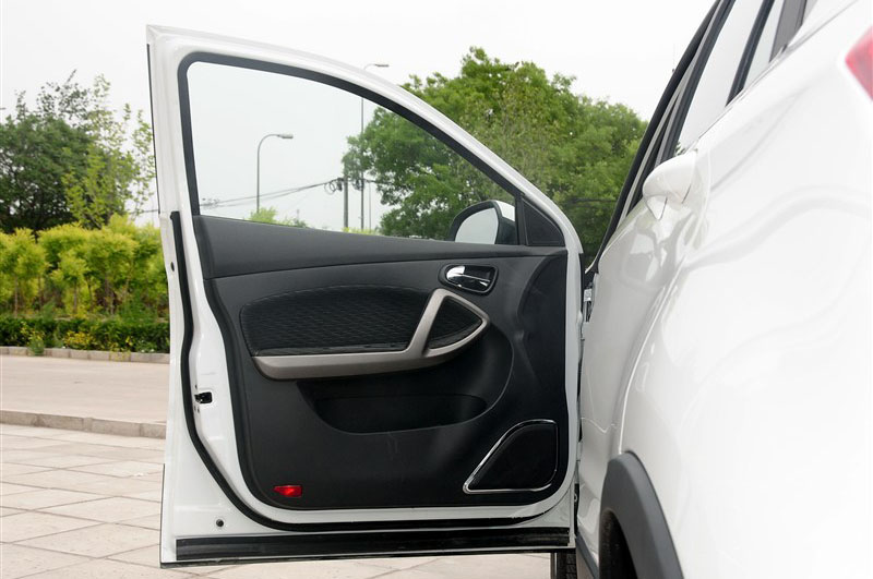 2014款 1.6L 手动智炫型