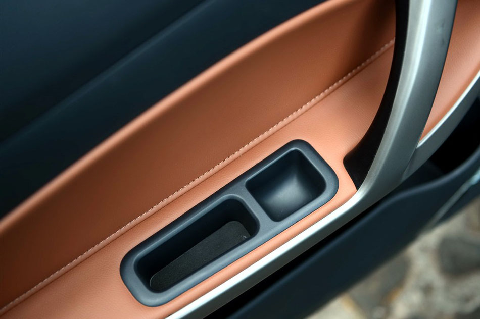 2015款 1.5T CVT智尊型 座椅空间