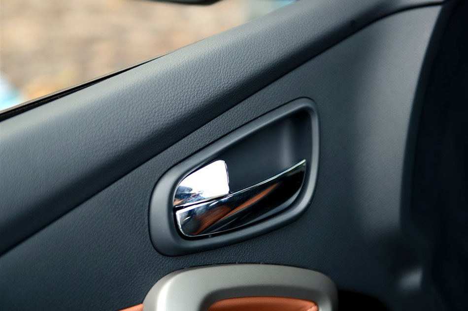 2015款 1.5T CVT智尊型 座椅空间