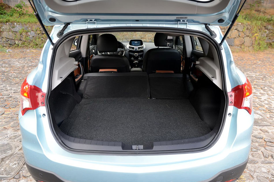 2015款 1.5T CVT智尊型 座椅空间