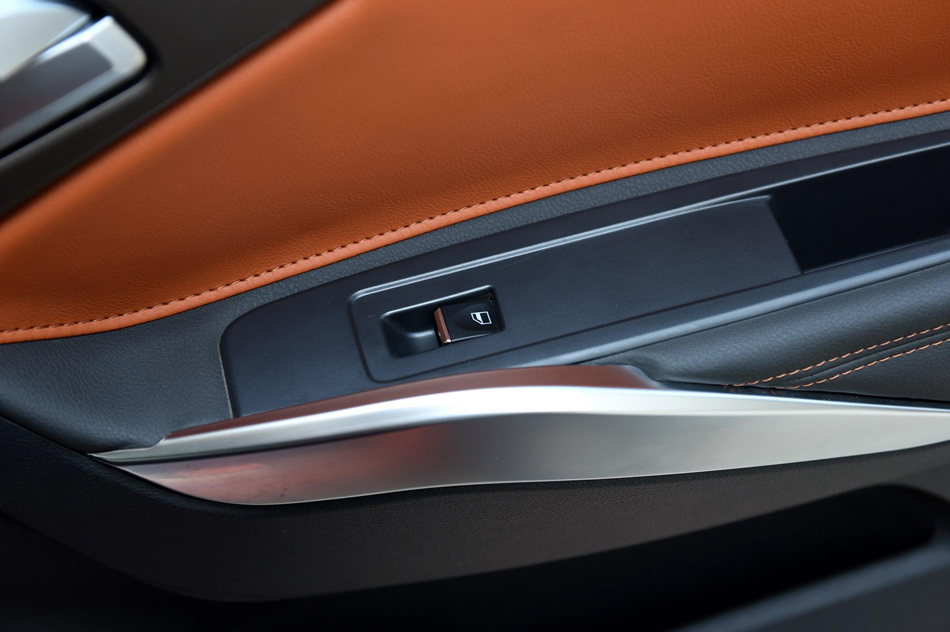 2019款 230T 自动智联旗舰型 座椅空间