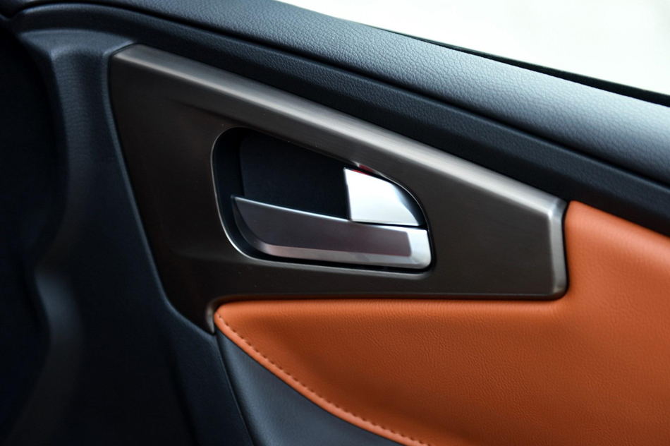 2019款 230T 自动智联旗舰型 座椅空间