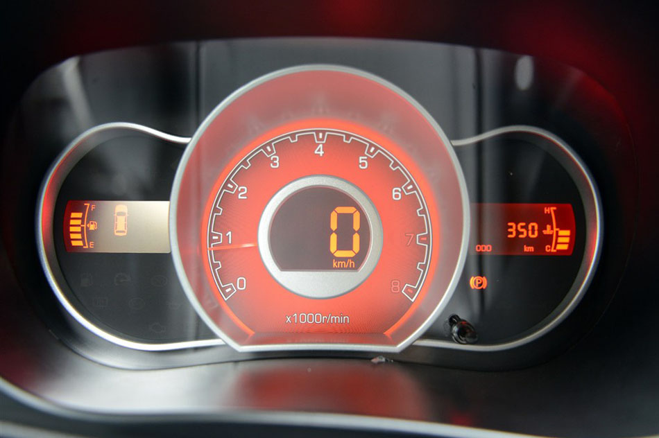 2014款 1.5L 手动豪华型 内饰