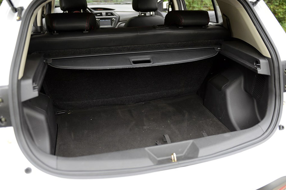 2014款 1.5L 手动豪华型 座椅空间