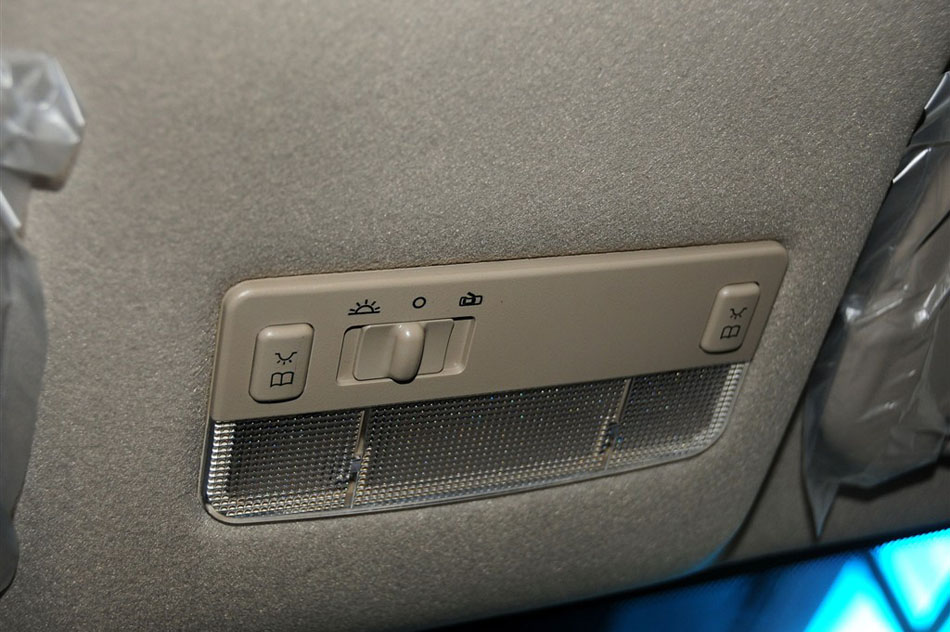 2015款 1.5L 手动够真版 空间