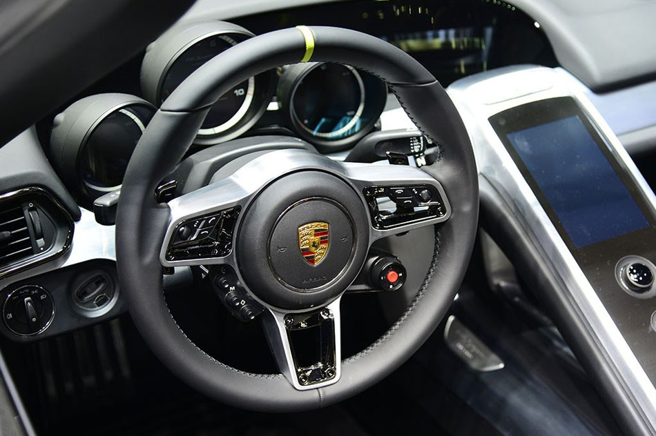 2014款 Spyder 内饰