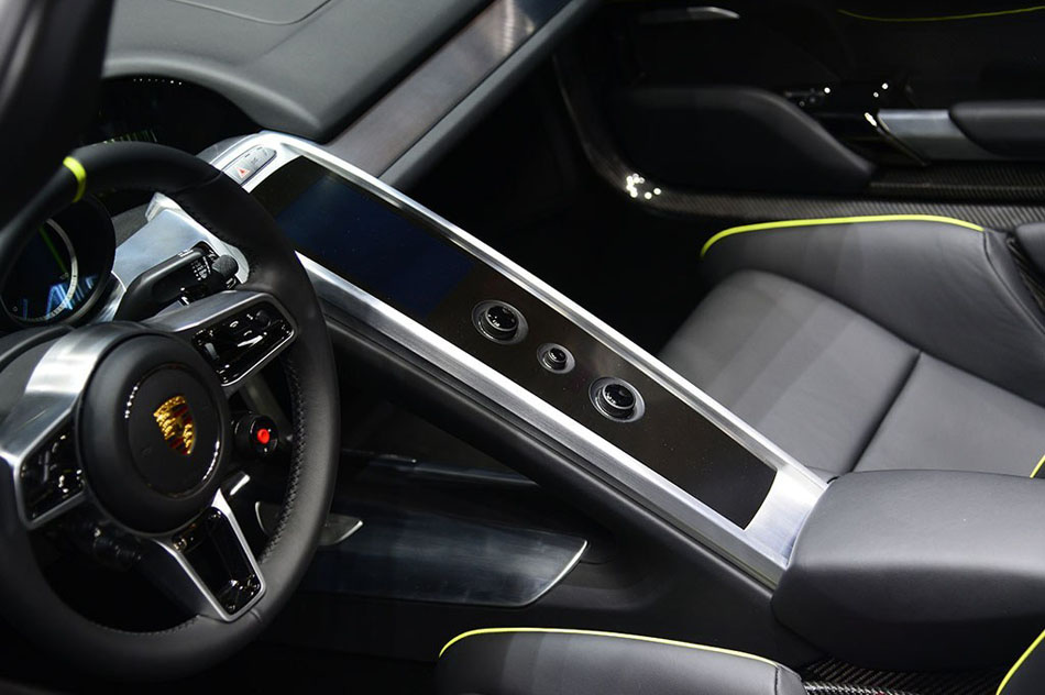 2014款 Spyder 内饰