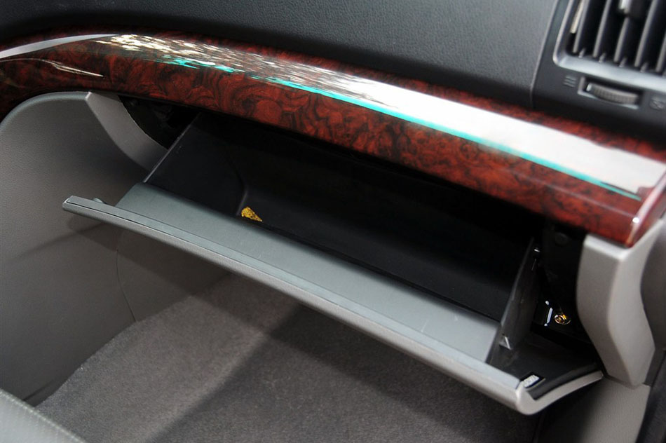 2014款 2.4L 商务型 内饰