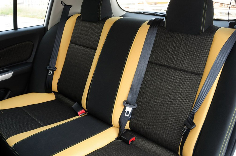 2014款 1.6L MT 手动炫酷版 座椅空间