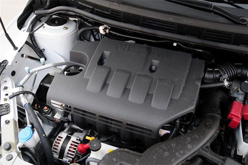 2014款 1.6L MT 手动炫酷版 引擎底盘