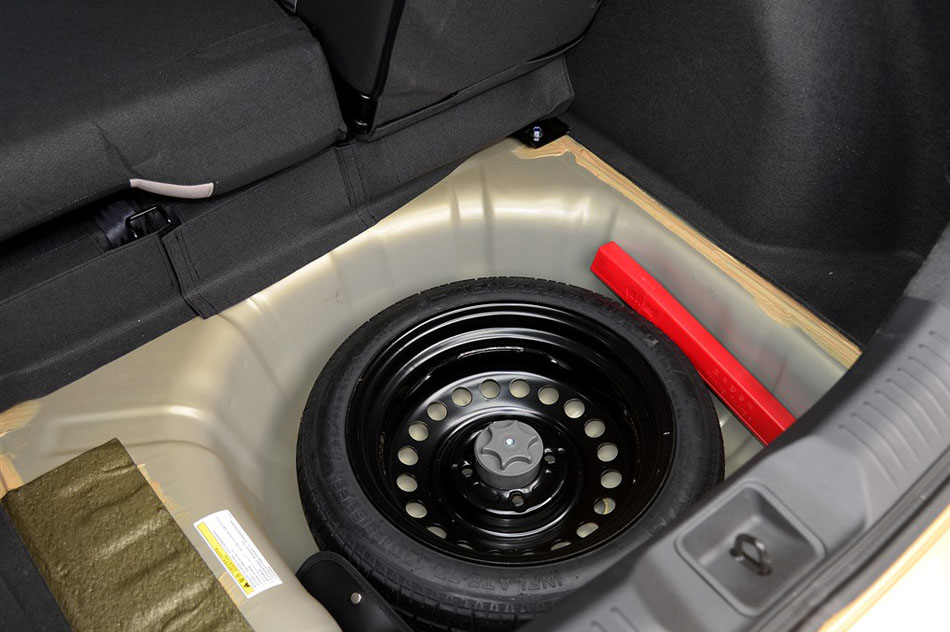 2015款 1.6L 手动北斗导航版 细节