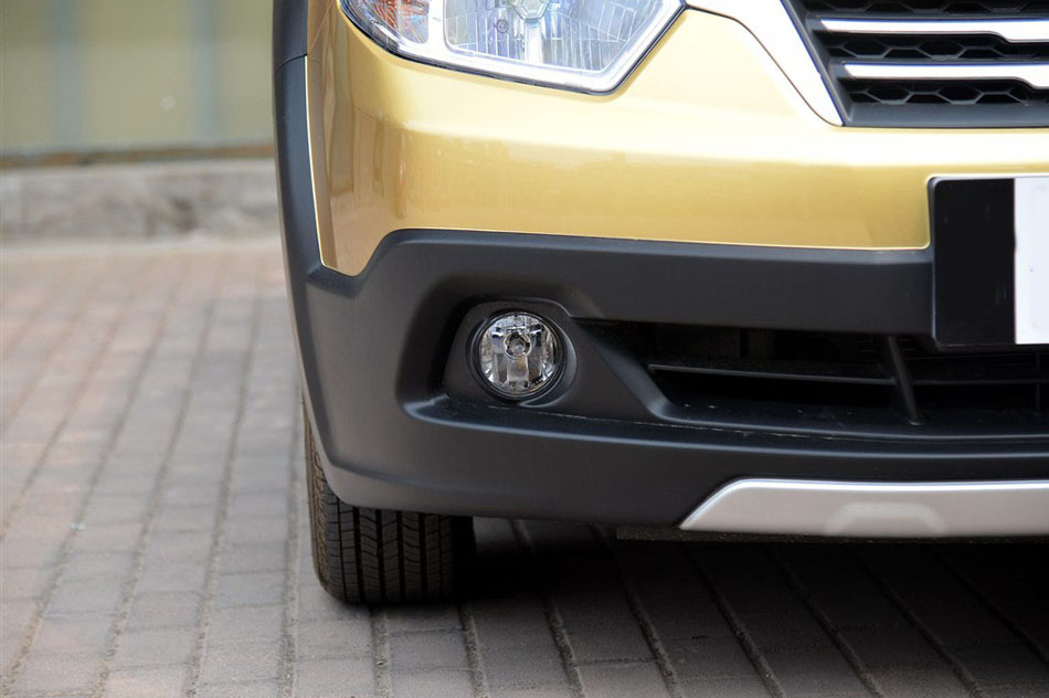 2015款 1.6L 手动北斗导航版 细节