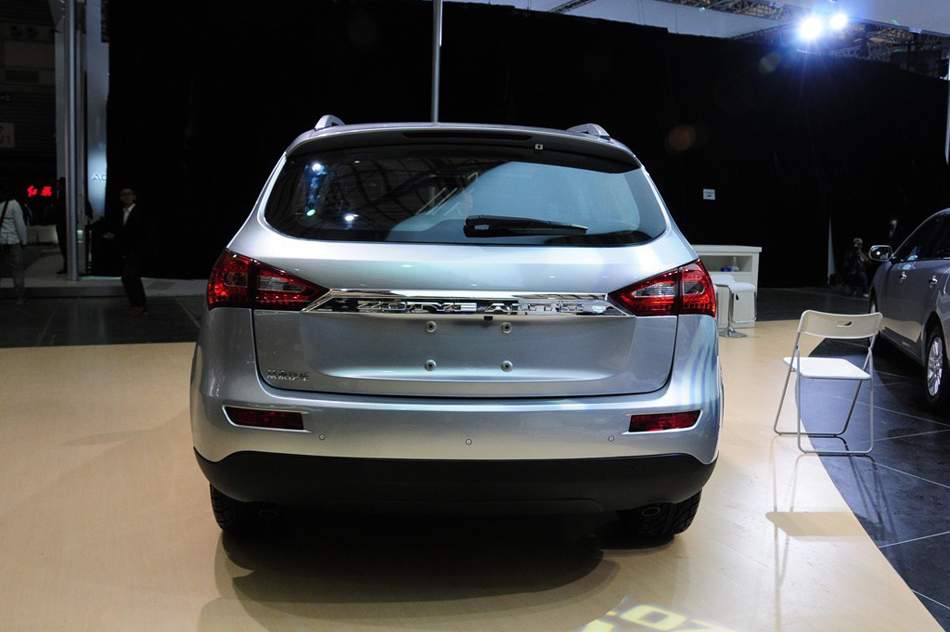 2013款 MT两驱豪华型 外观