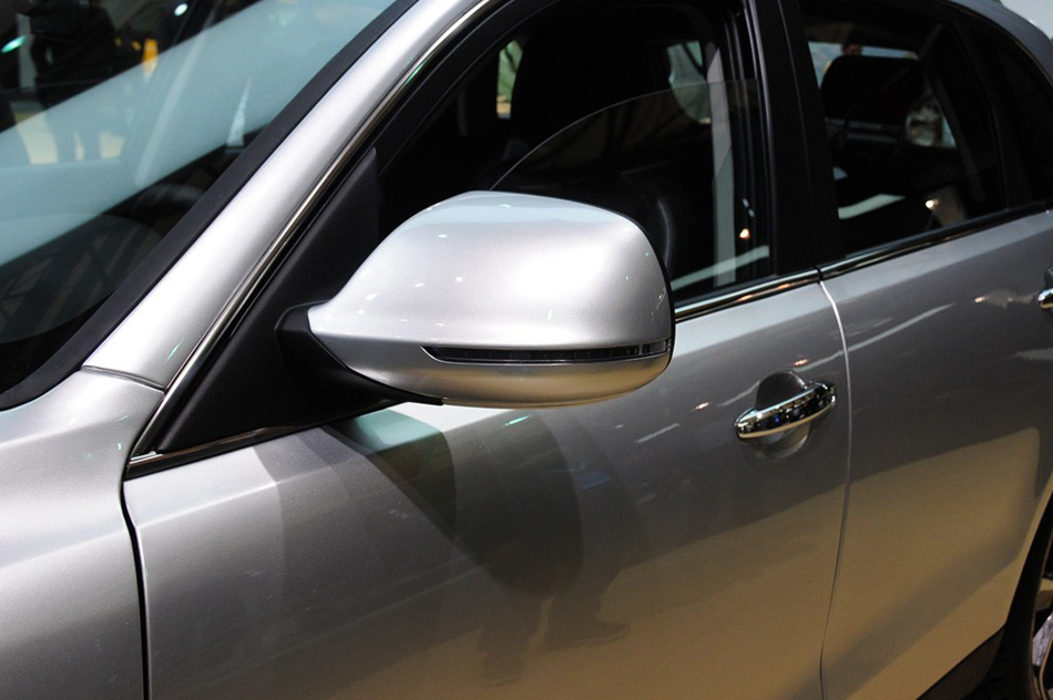 2013款 MT两驱豪华型 其他