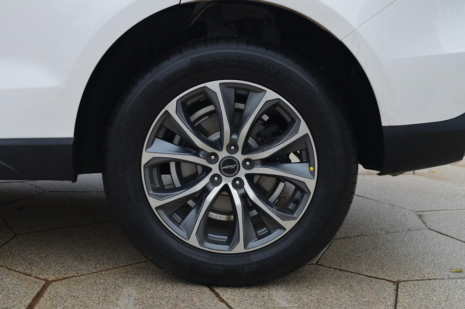 2019款 1.5T 自动尊贵型 细节