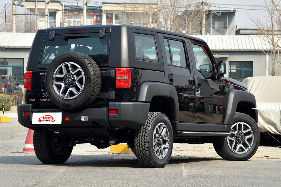 2018款 40L 2.0T 手动柴油四驱尊贵版 外观