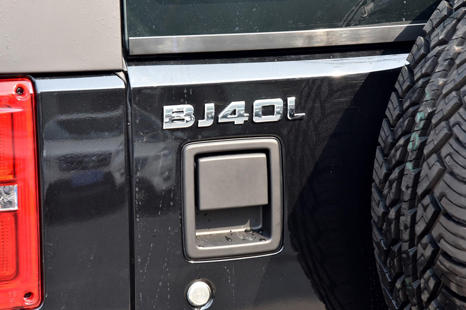 2018款 40L 2.0T 手动柴油四驱尊贵版 细节