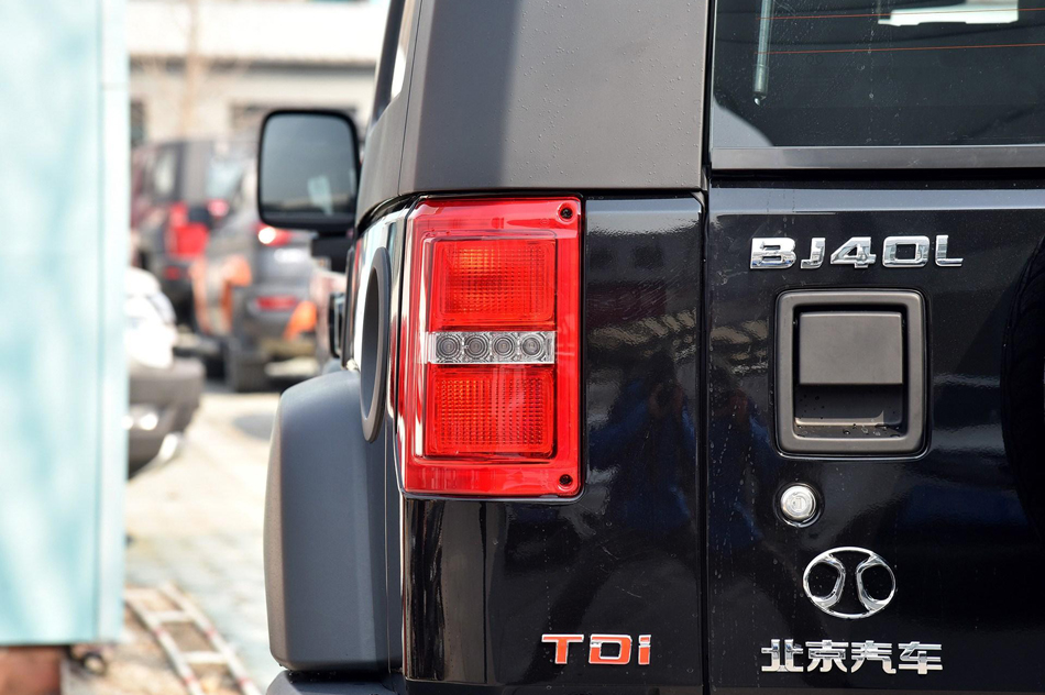 2018款 40L 2.0T 手动柴油四驱尊贵版 细节