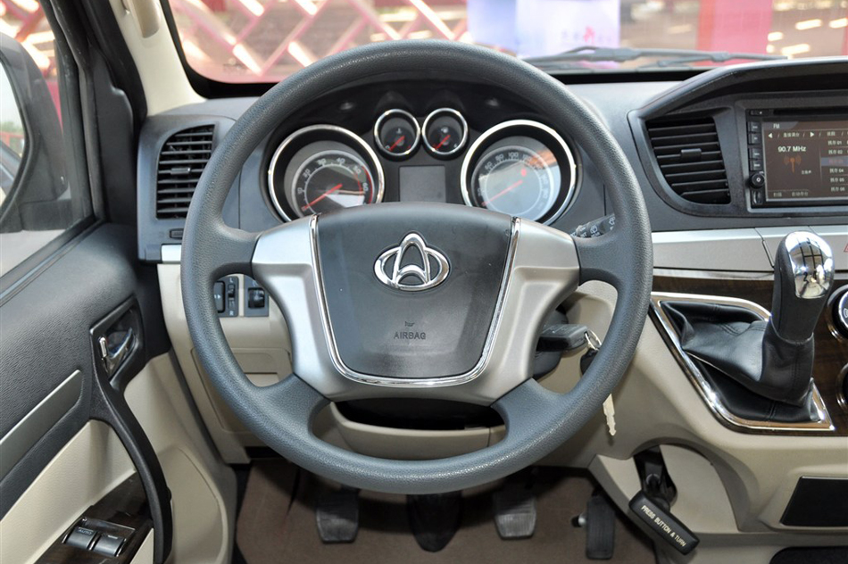 2013款 2.7L尊贵版 内饰