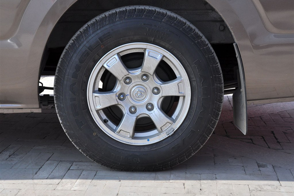 2013款 2.7L尊贵版 其他