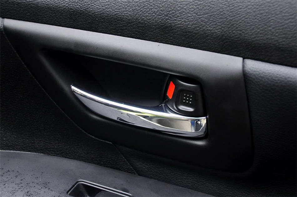 2014款 1.6L CVT尊贵型 座椅空间