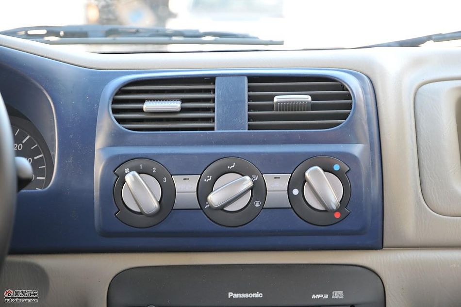 昌河铃木北斗星内饰