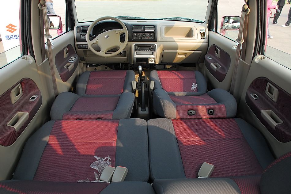 昌河铃木手自一体版北斗星内饰