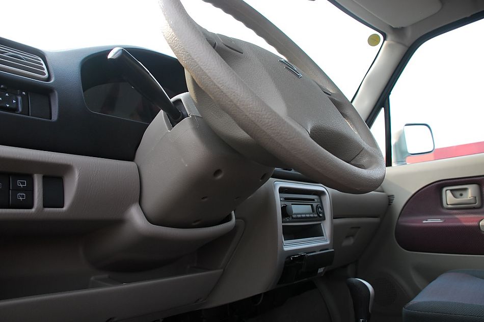 昌河铃木手自一体版北斗星内饰