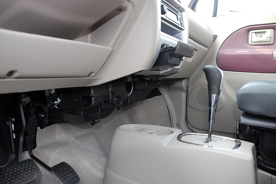 昌河铃木手自一体版北斗星内饰