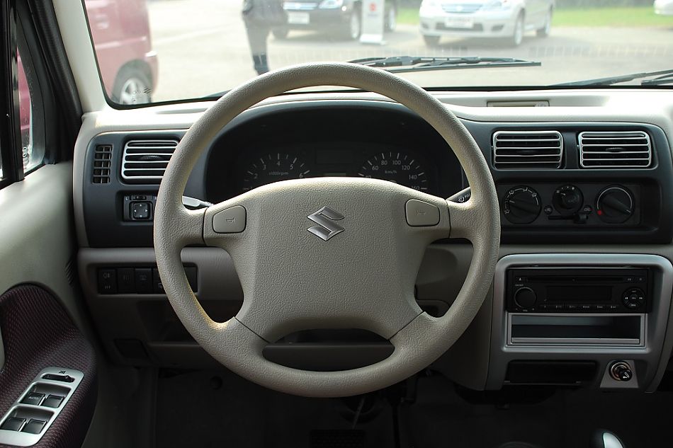 昌河铃木手自一体版北斗星内饰