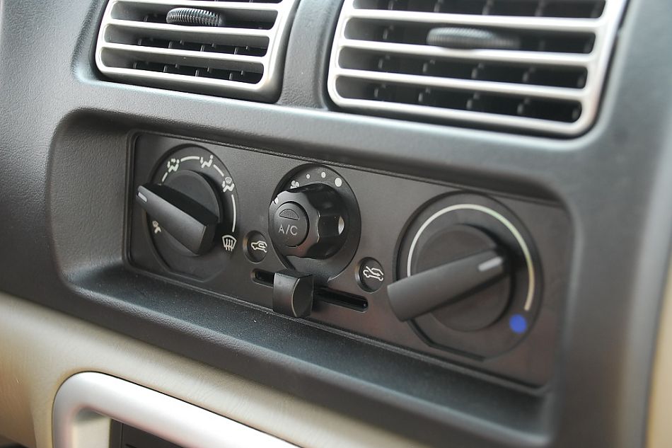 昌河铃木手自一体版北斗星内饰