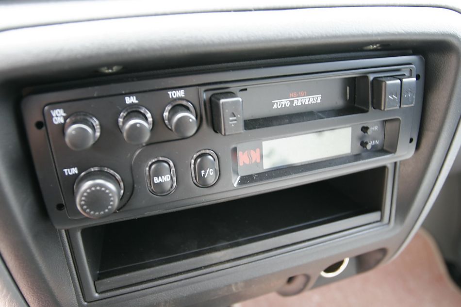 昌河铃木北斗星播放器