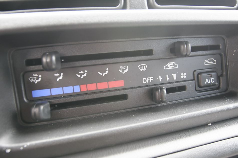 昌河铃木北斗星中控台