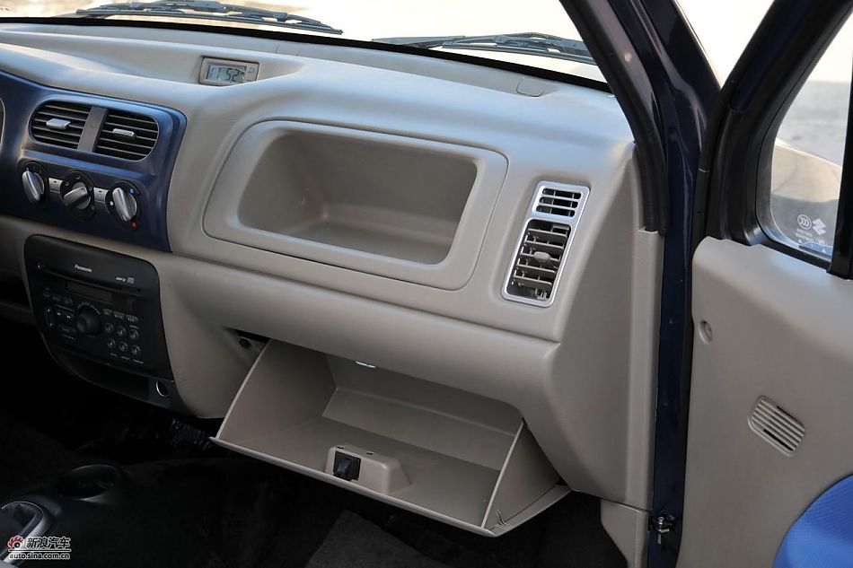 昌河铃木北斗星内饰