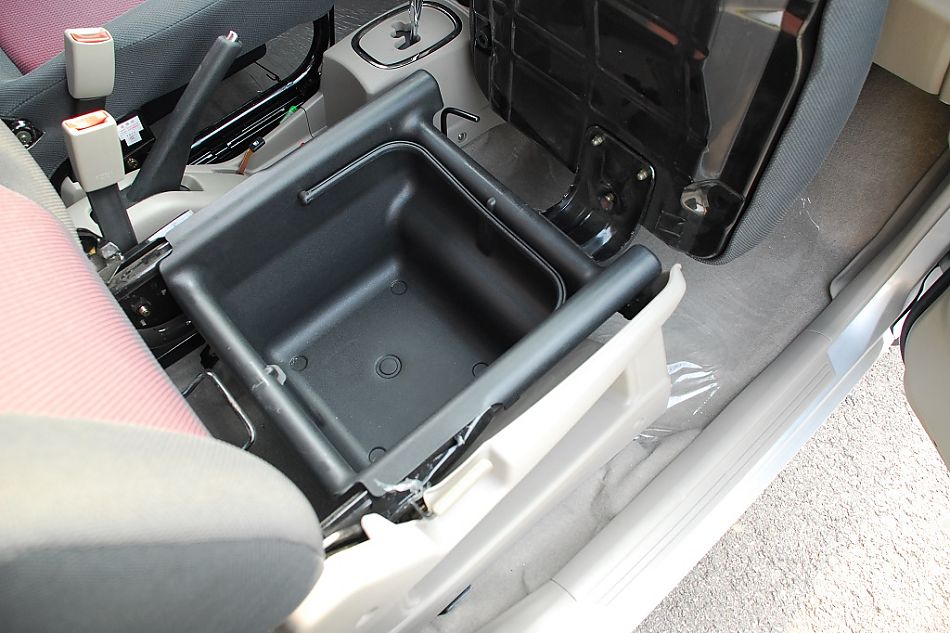 昌河铃木手自一体版北斗星内饰