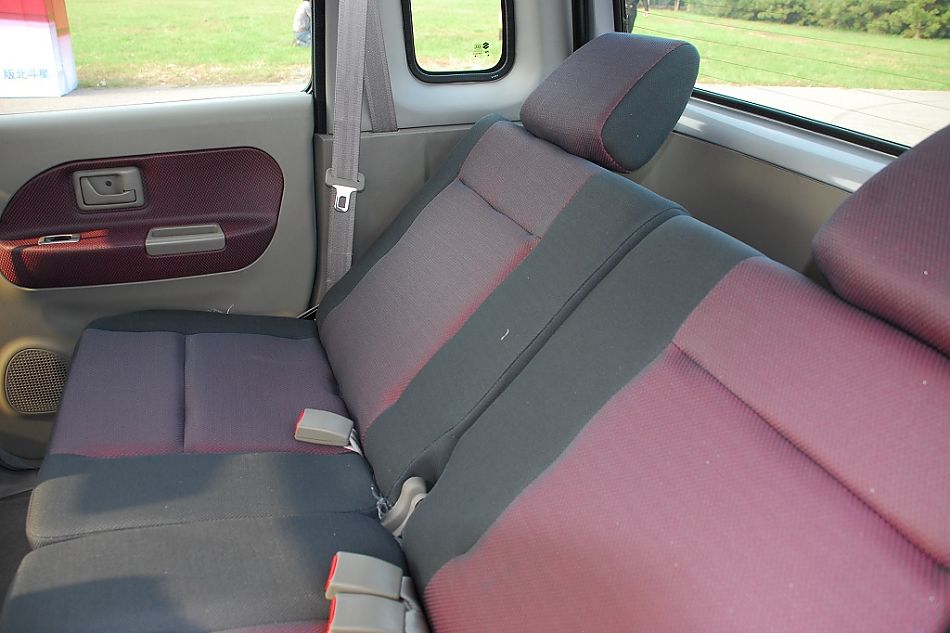 昌河铃木手自一体版北斗星内饰