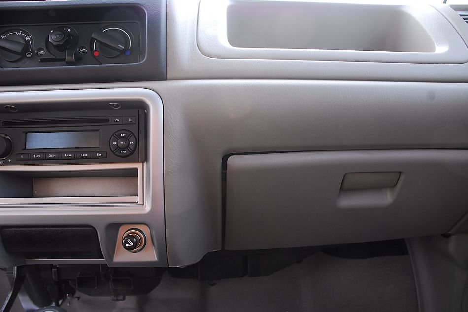 昌河铃木手自一体版北斗星内饰