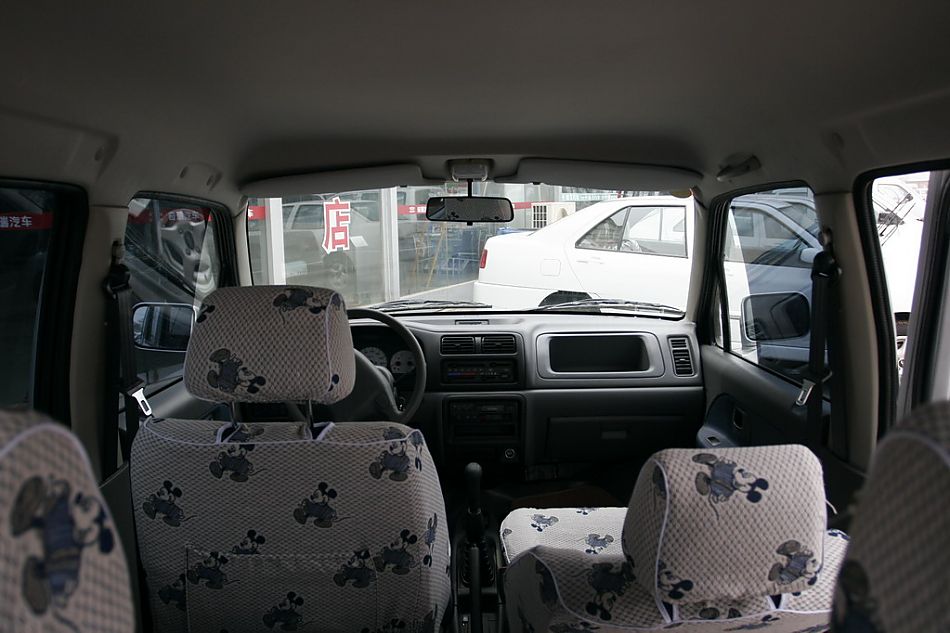 昌河铃木北斗星内饰