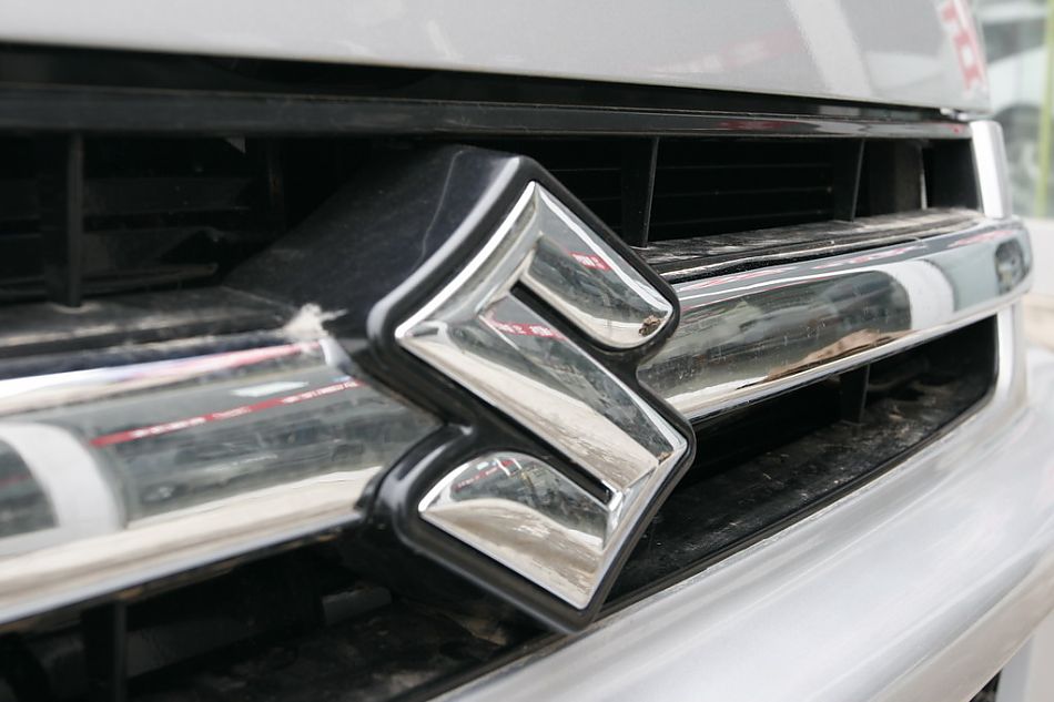 昌河铃木北斗星进气格栅