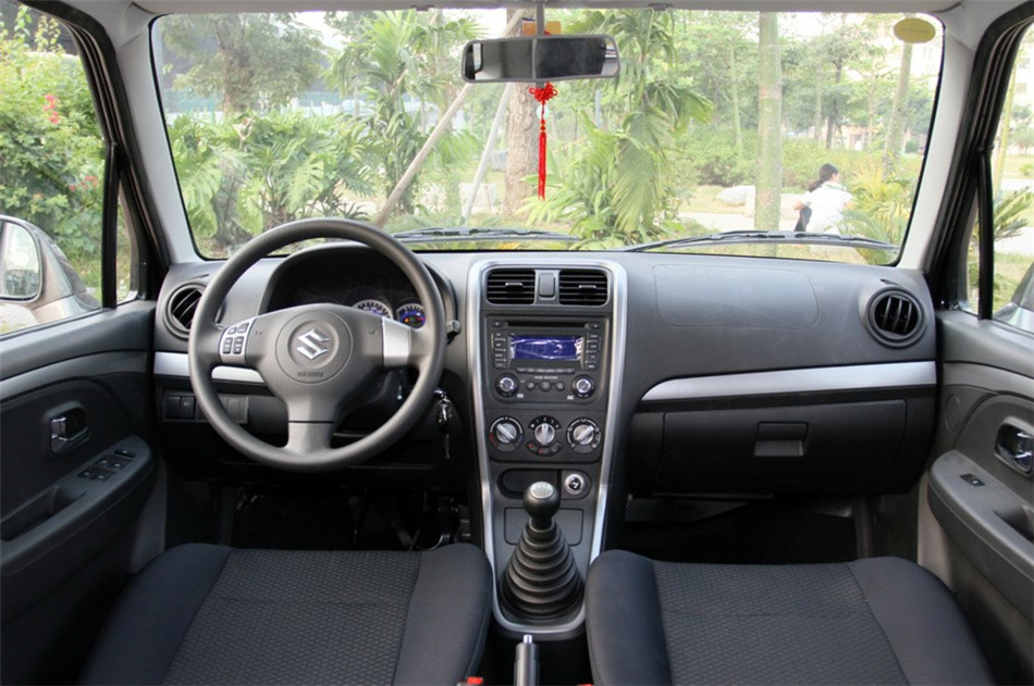 2013款 北斗星 X5 1.4L MT 豪华型