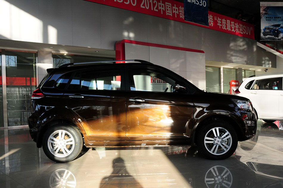 2014款 1.5L 手动精英型 外观