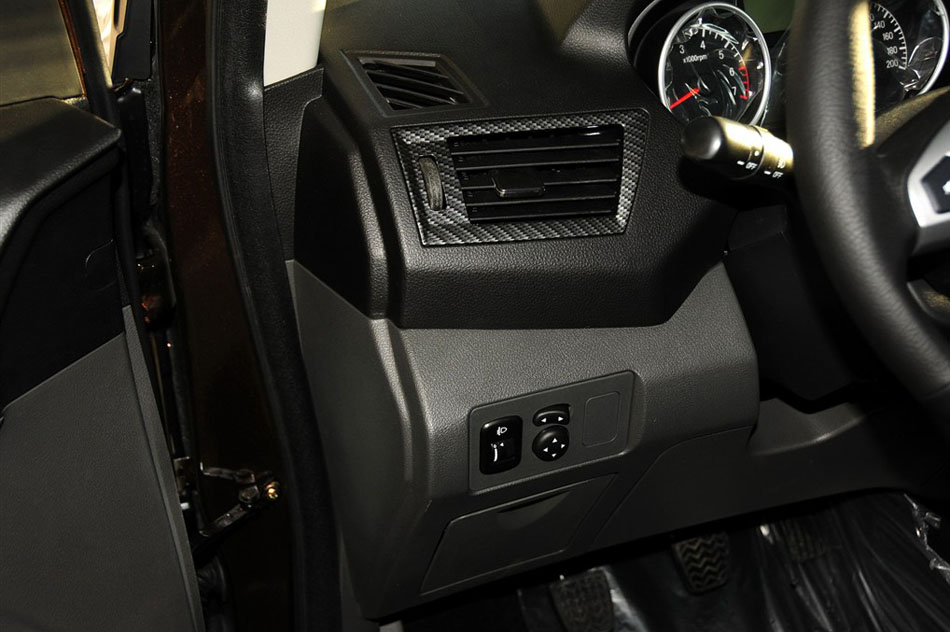 2014款 1.5L 手动精英型 内饰