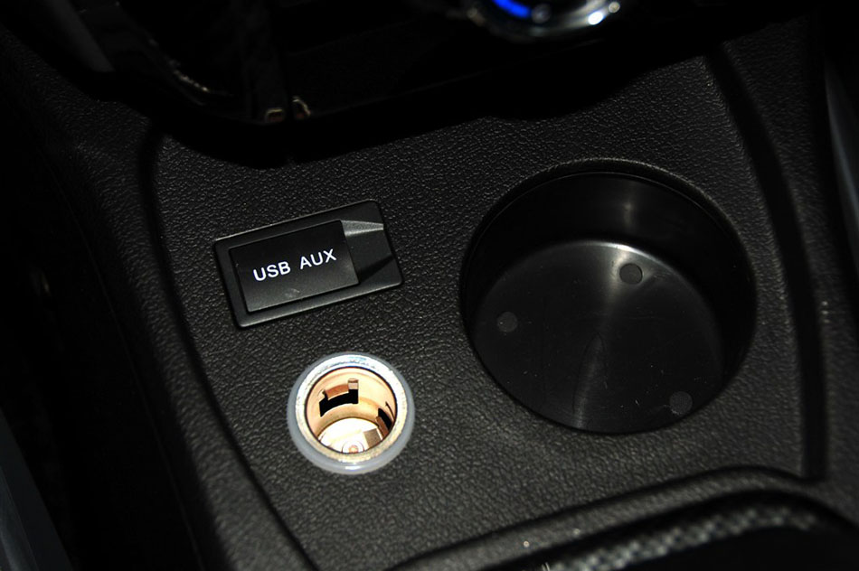 2014款 1.5L 手动精英型 内饰