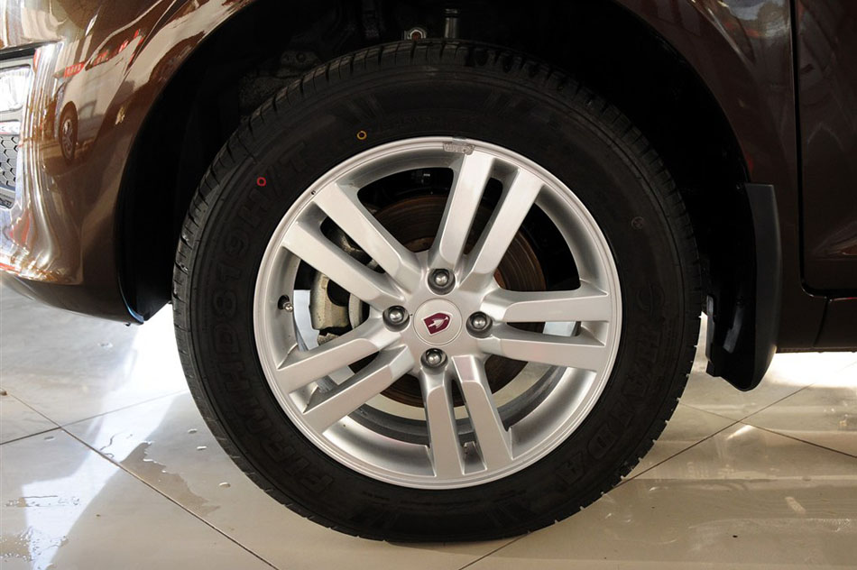 2014款 1.5L 手动精英型 其他