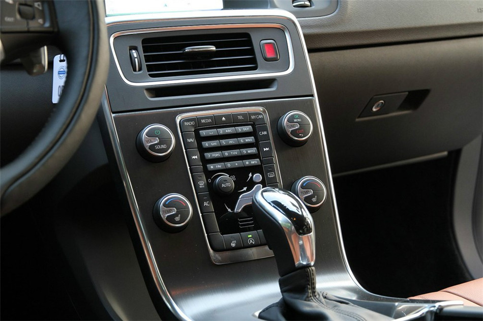 2014ֶS60L 2.0TԶT5Ԧ